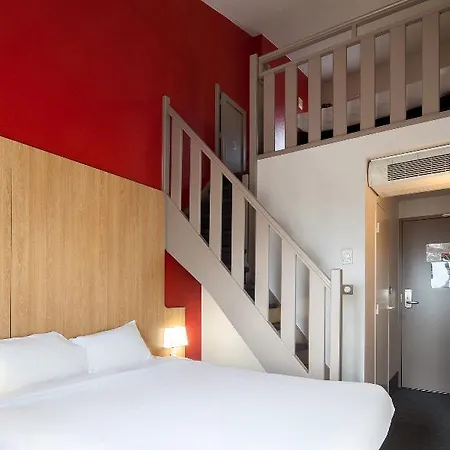 Evry 2 Hotel Lisses